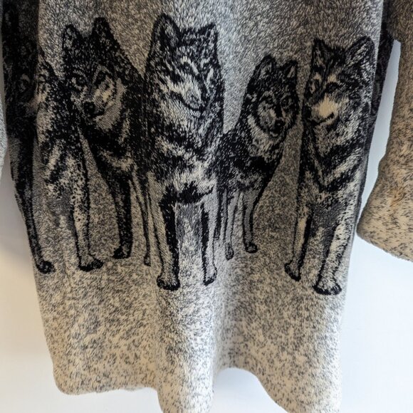 Vintage Wolf Fleece Long Jacket - Picture 8 of 14